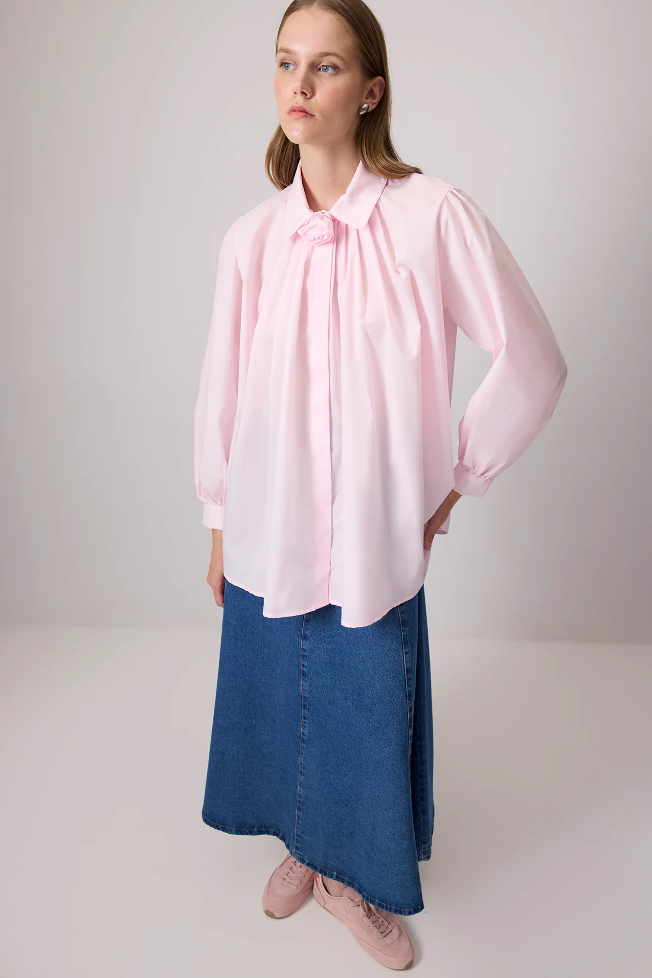 100% COTTON ROSE DETAILED SHIRT - Image 4