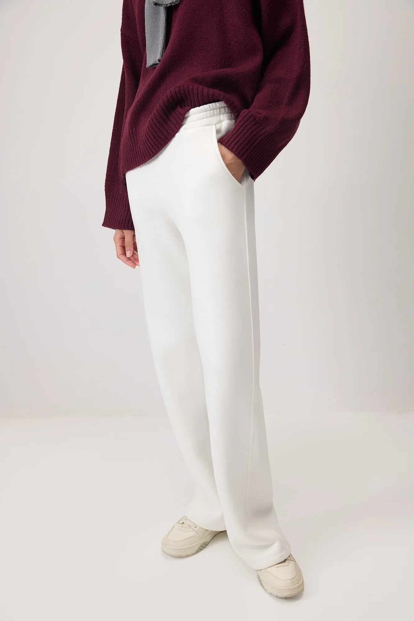 3-PLY TRACKSUIT - Image 5