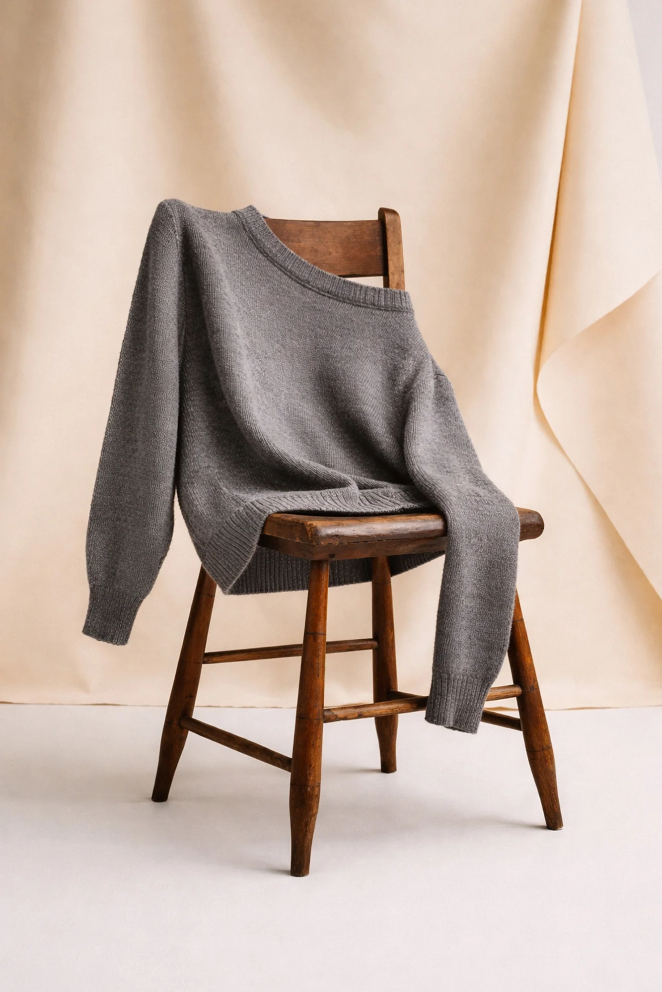 BASIC KNIT SWEATER