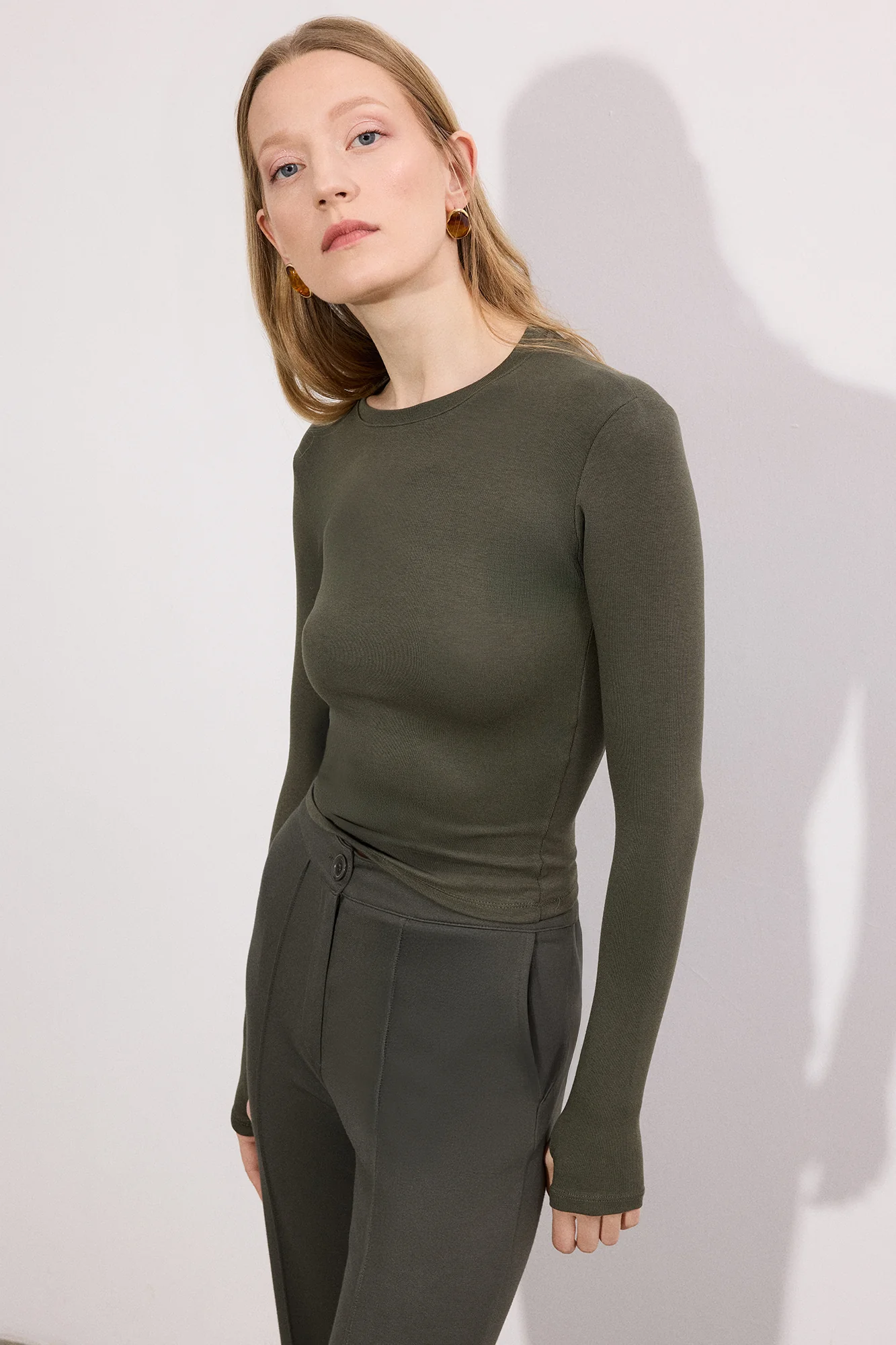 THUMB-FASTENİNG LONG-SLEEVED BODYSUİT - Image 4