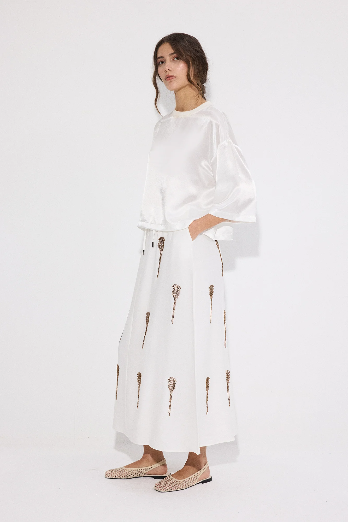 BEADED ELASTICATED WAIST SKIRT - Image 4