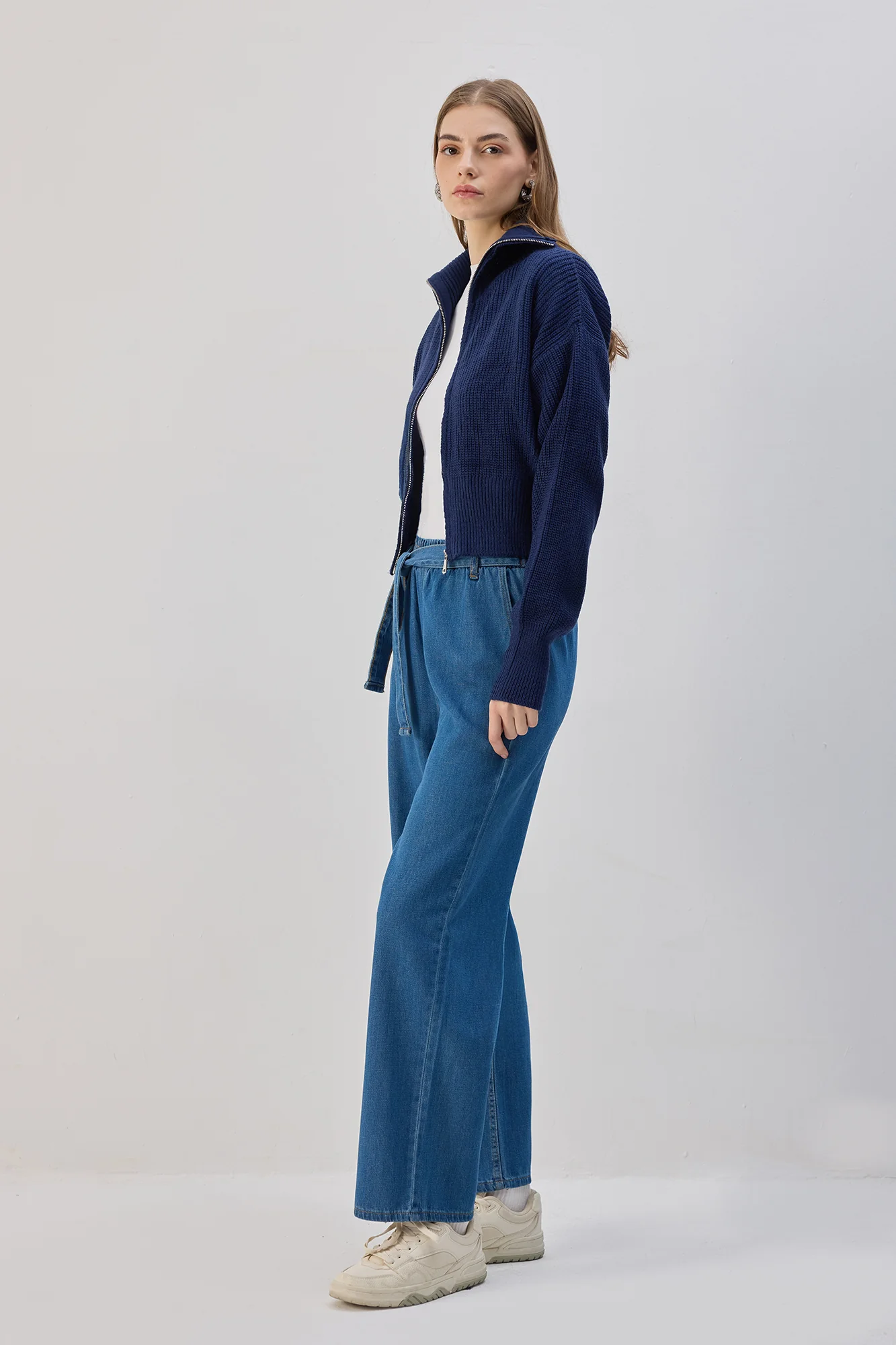 BELTED WAIST DENIM TROUSERS - Image 7