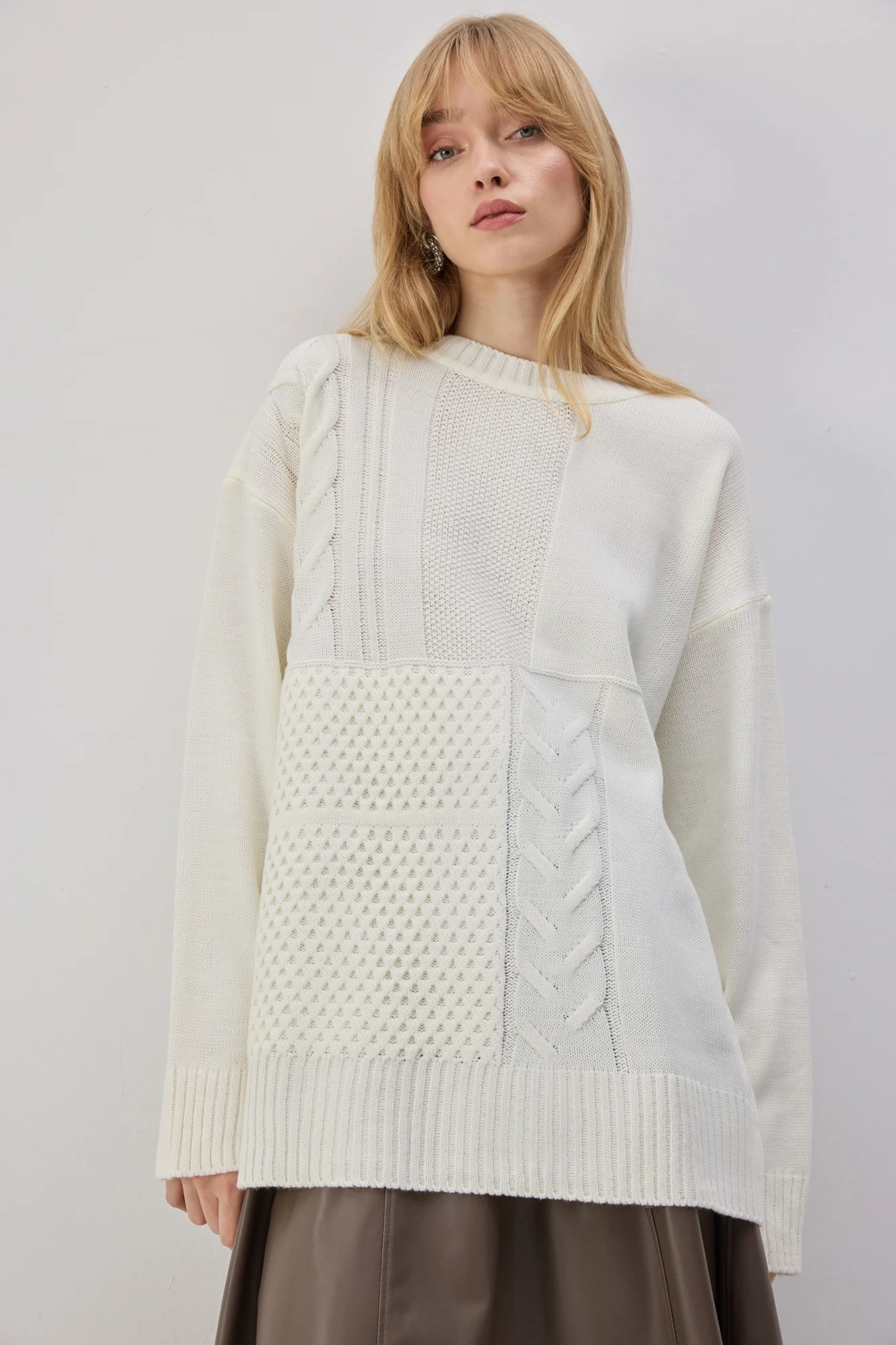 PATTERNED OVERSIZE KNITTED SWEATER - Image 3