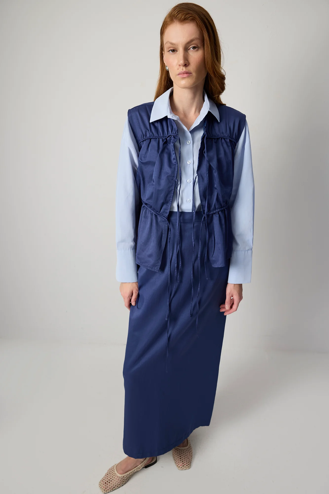 GATHERED VEST - Image 4