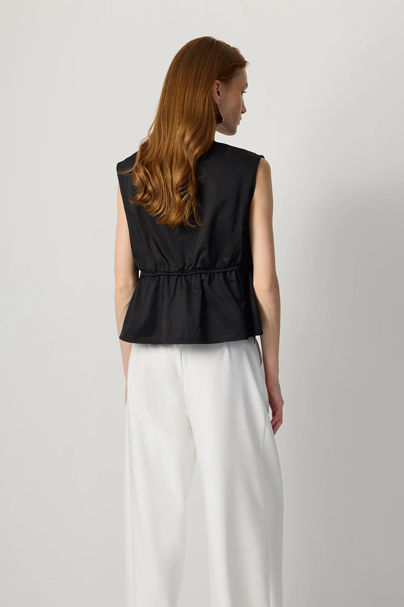 GATHERED VEST - Image 4
