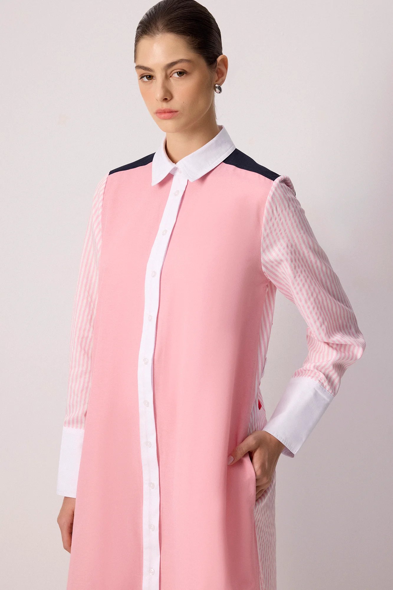 COLOR BLOCK SHIRT DRESS - Image 3