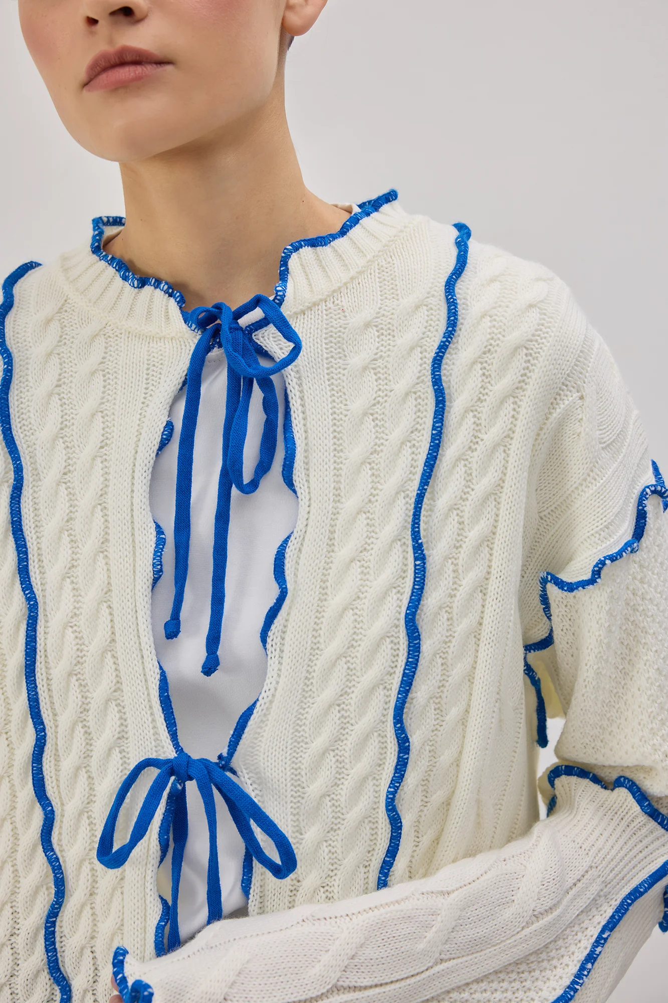 CONTRAST BELTED KNIT CARDIGAN - Image 3