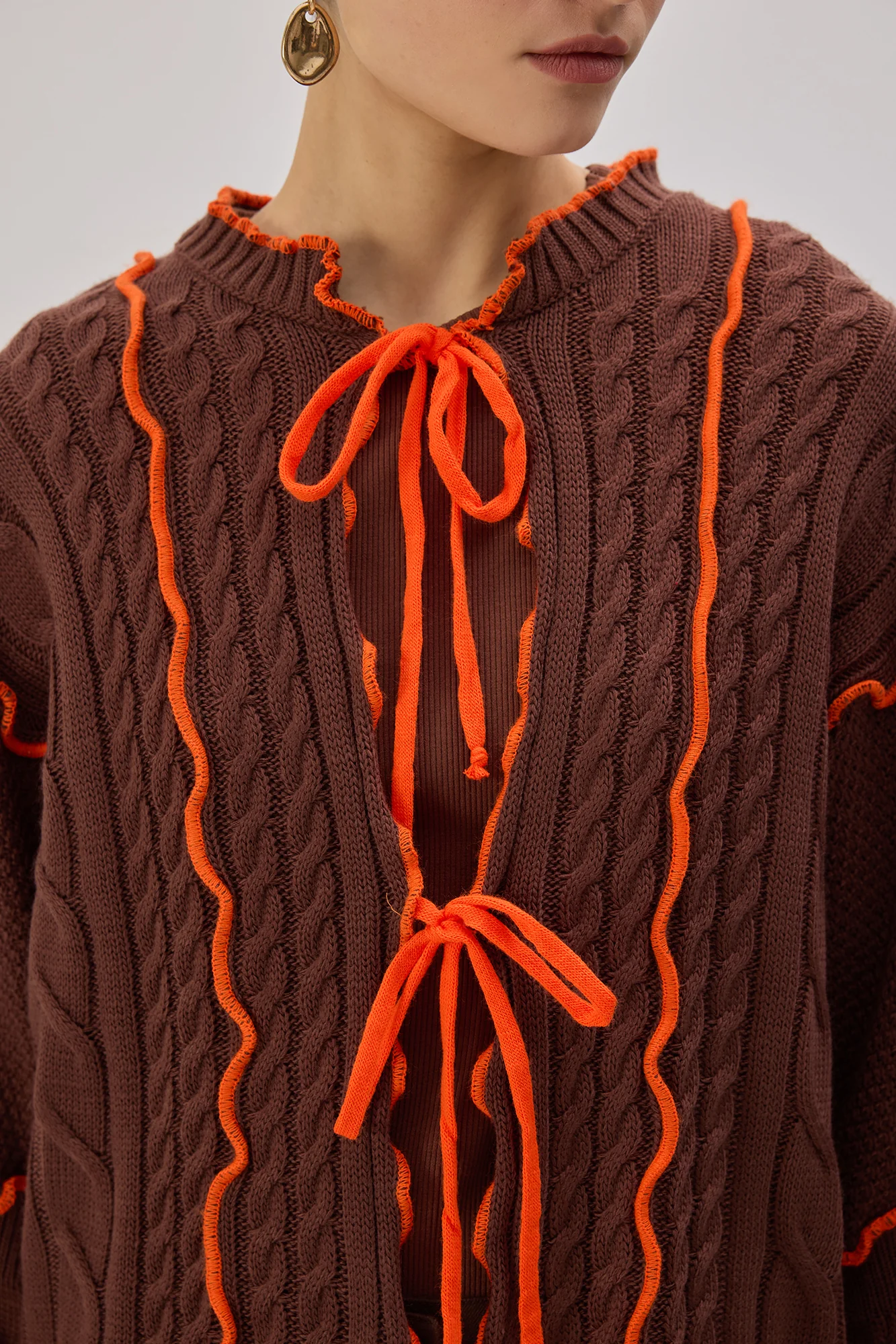 CONTRAST BELTED KNIT CARDIGAN - Image 4