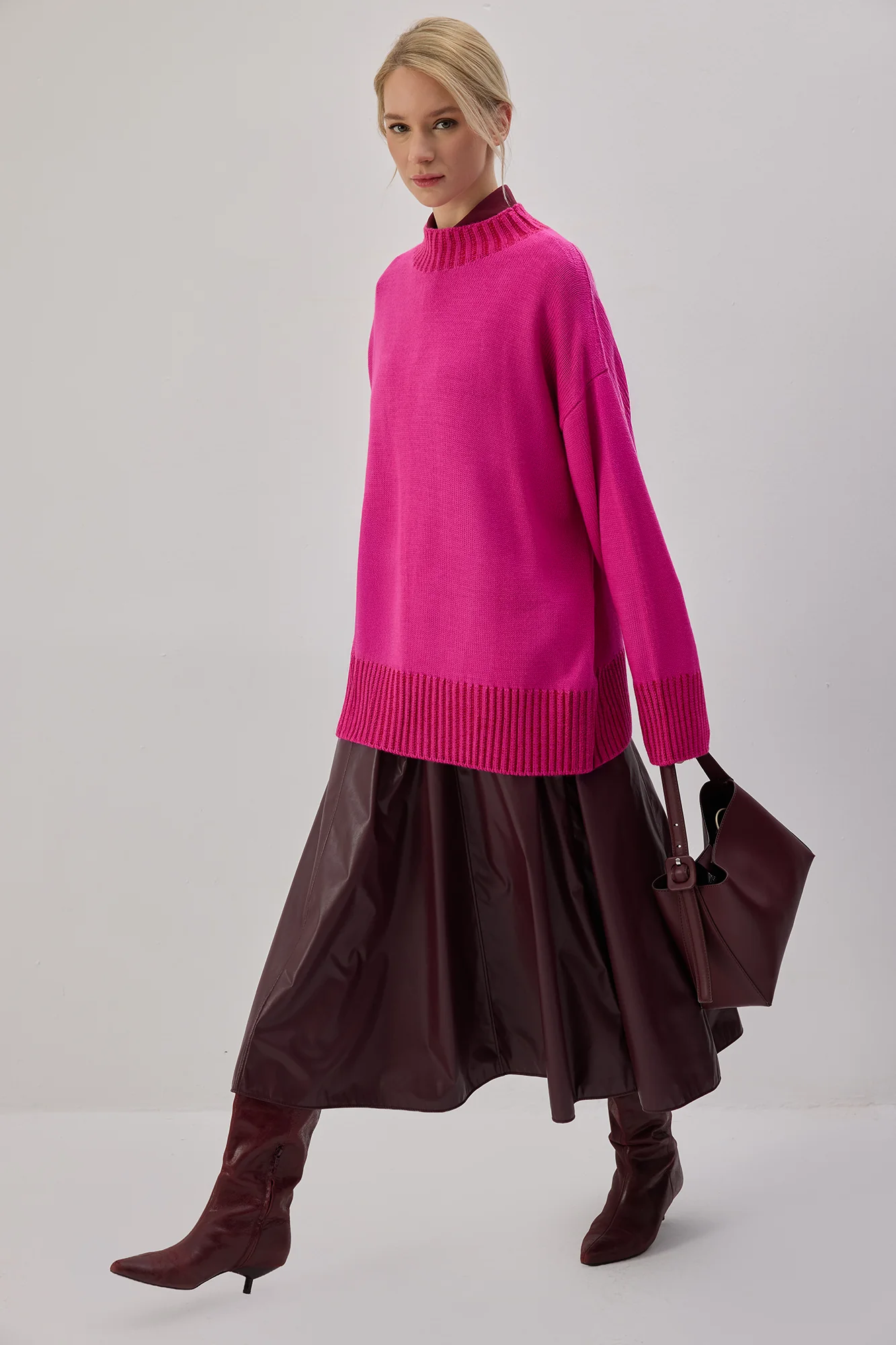 RIBBED LONG KNITTED SWEATER - Image 2