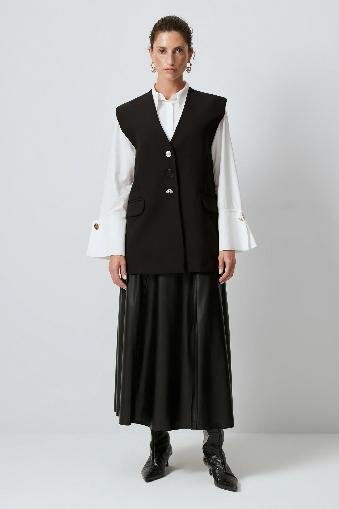 BUTTON DETAILED CREPE VEST - Image 3