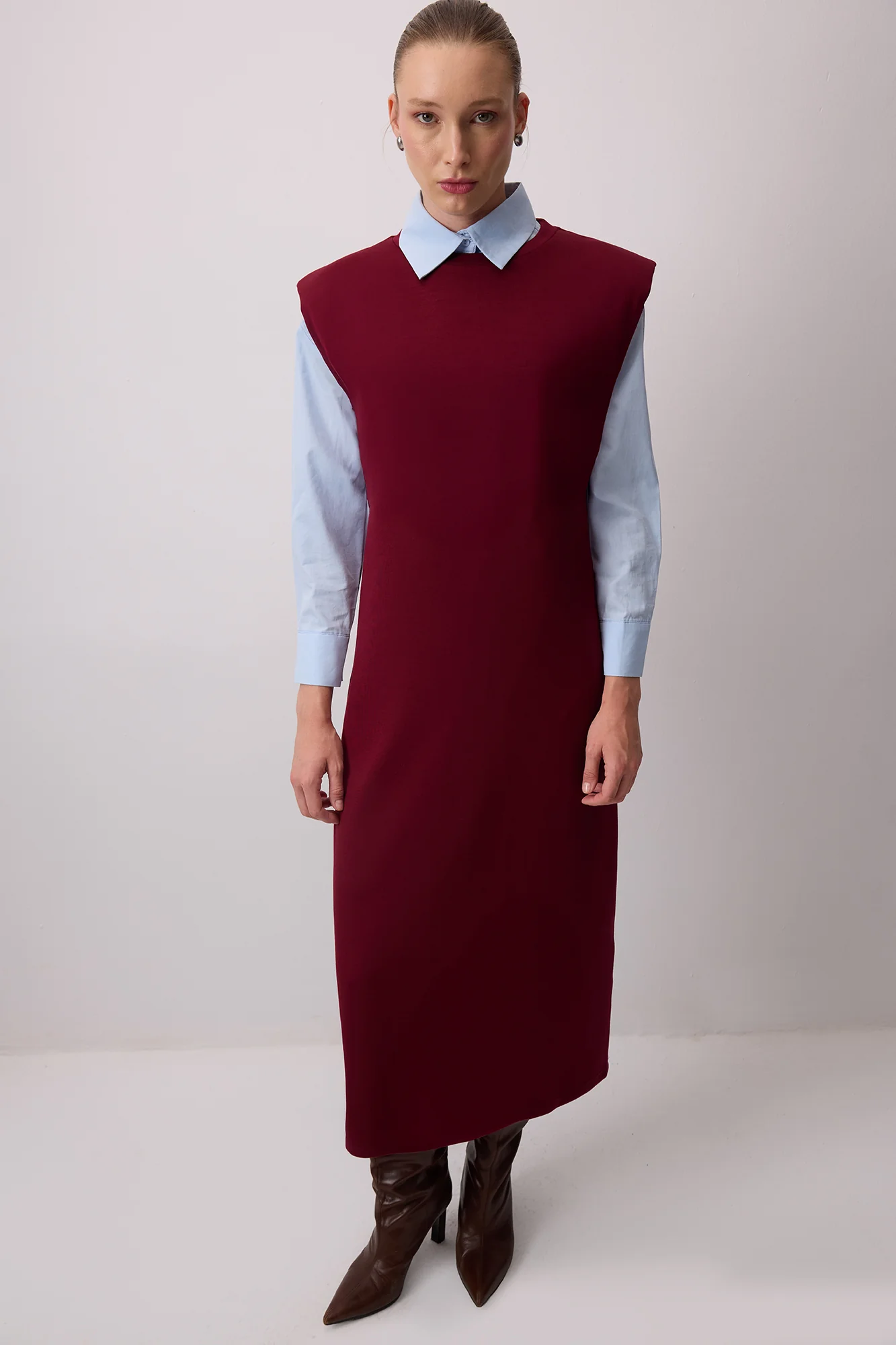 CREW NECK PADDED DRESS - Image 2