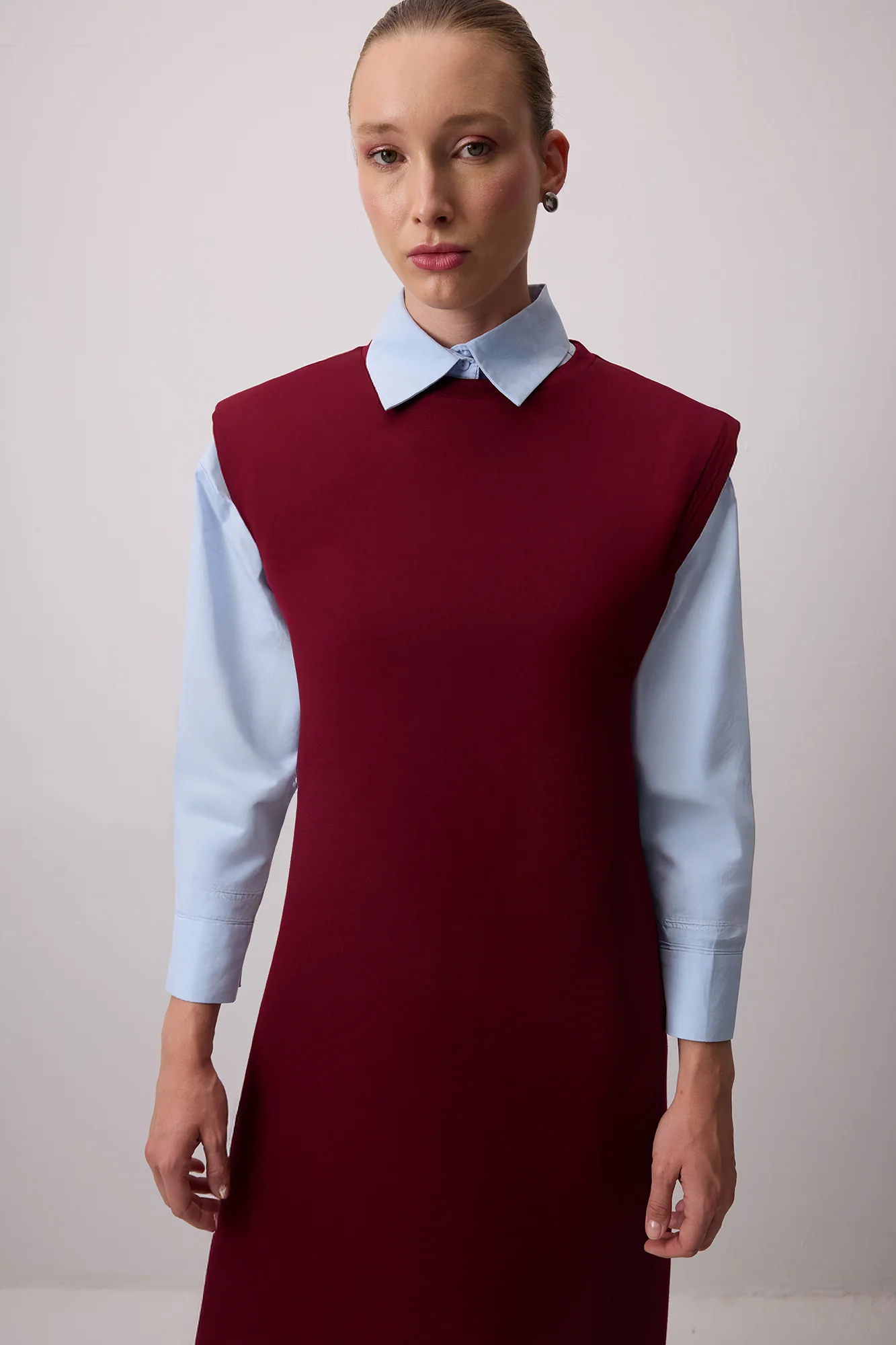 CREW NECK PADDED DRESS - Image 3