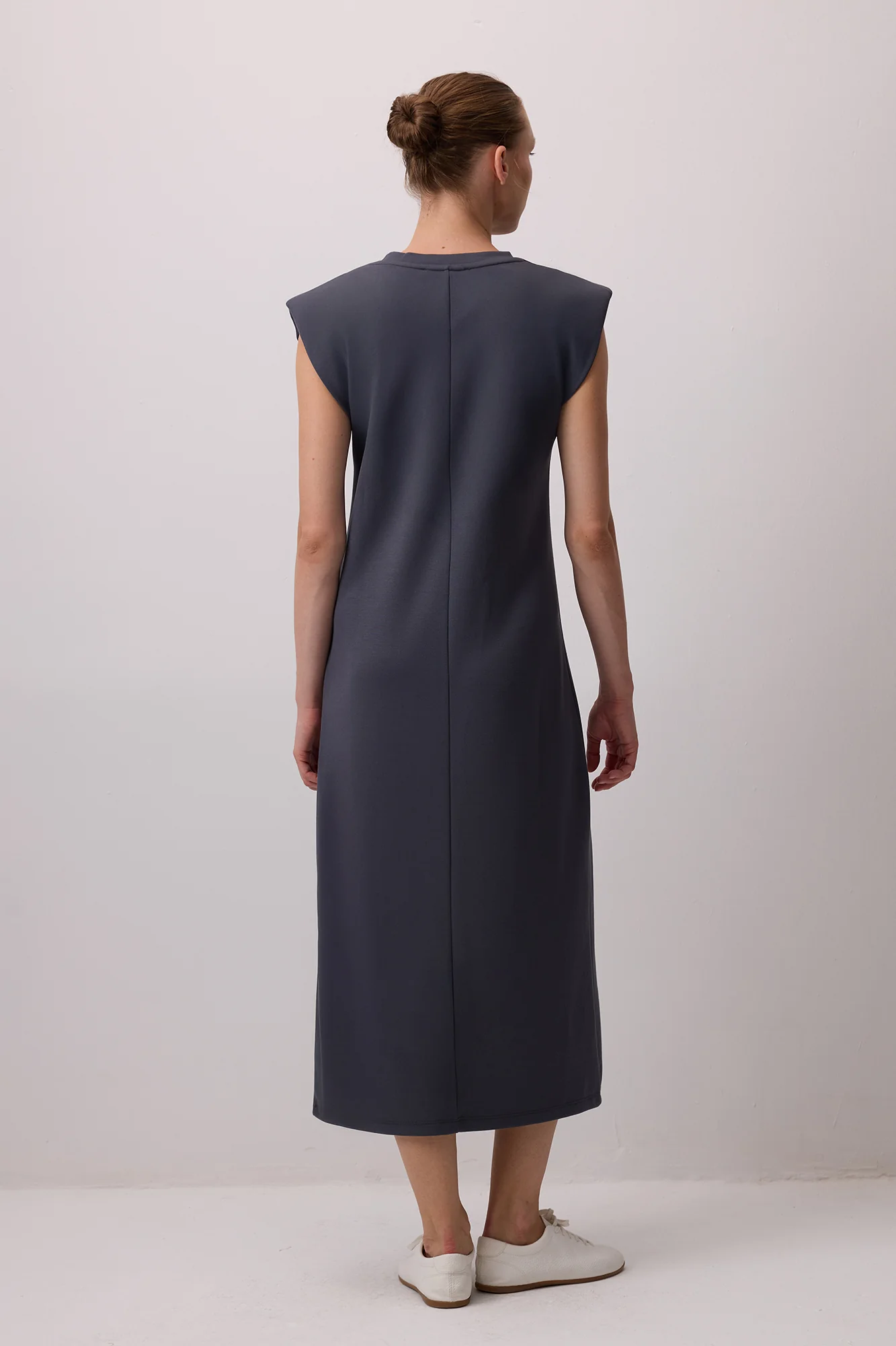 CREW NECK PADDED DRESS - Image 5