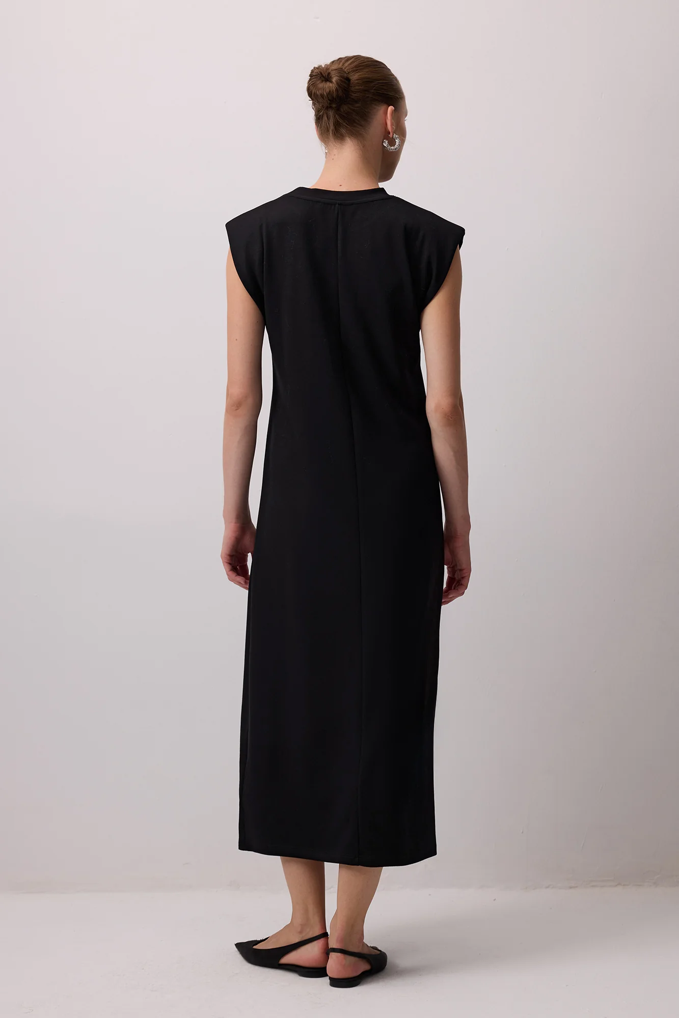 CREW NECK PADDED DRESS - Image 5
