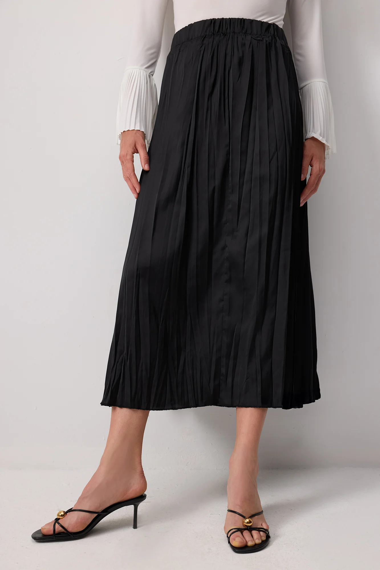 CRUSHED SATIN SKIRT - Image 3