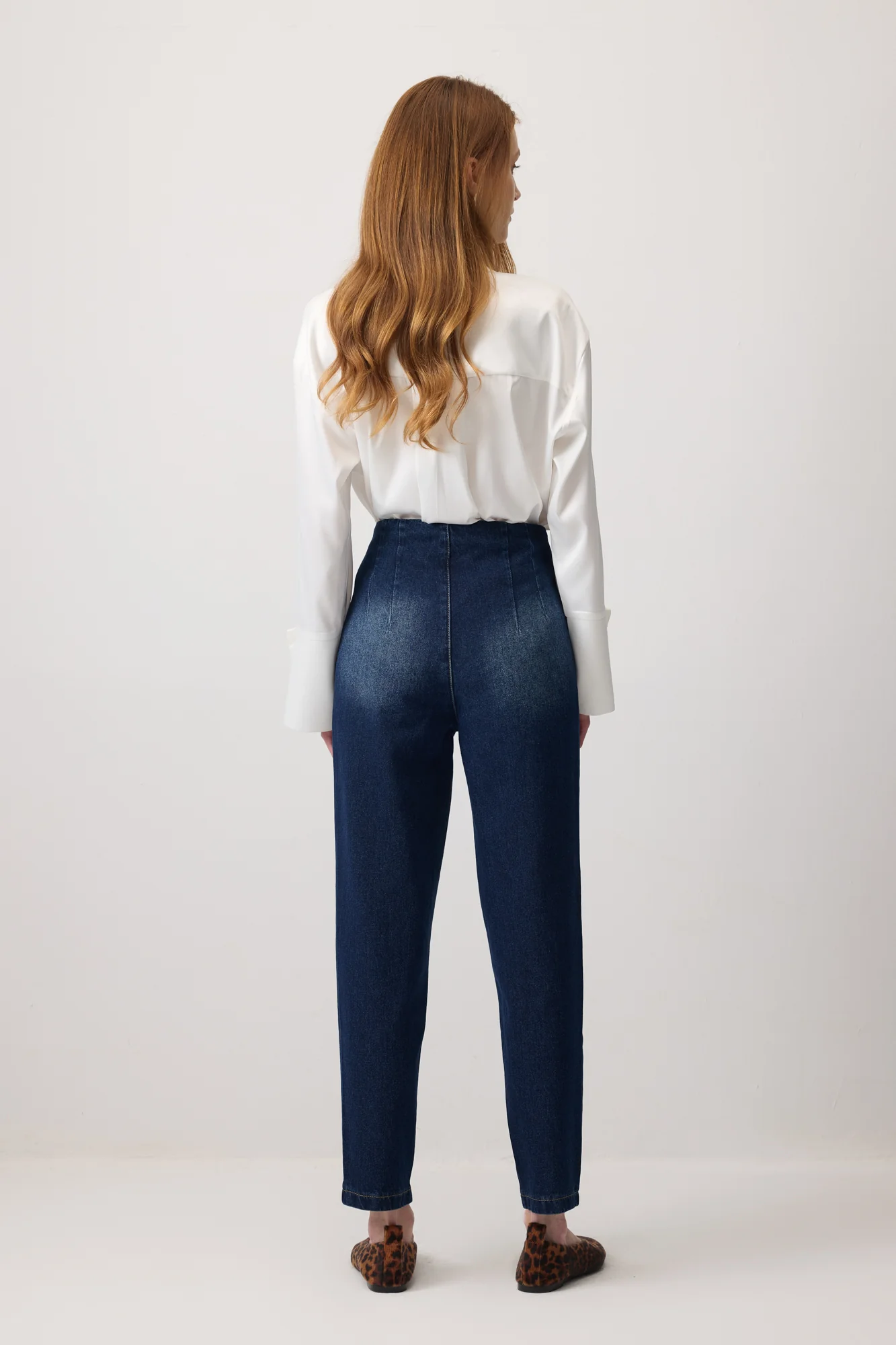 DENIM CARROT TROUSERS - Image 5