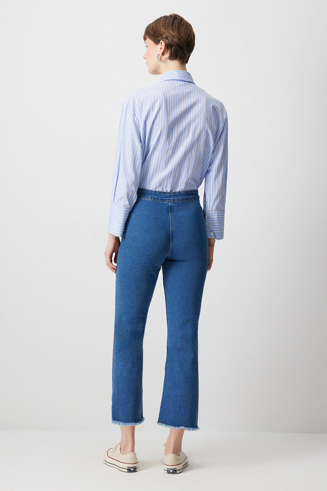 DENIM TROUSERS WITH FRINGED CUFF - Image 4