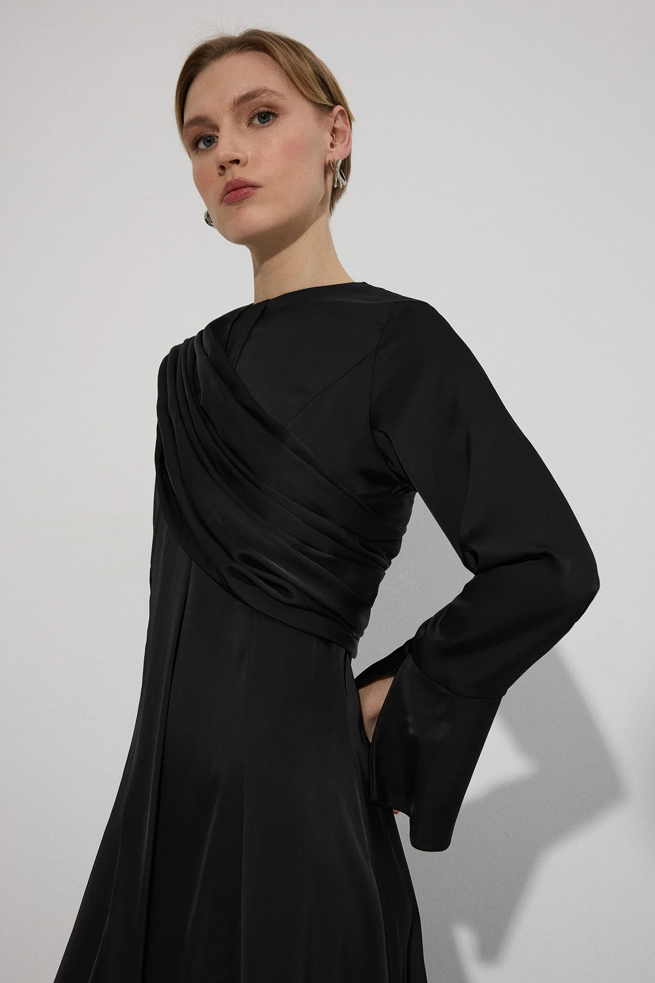 DRAPED SATIN SKIRT - Image 4