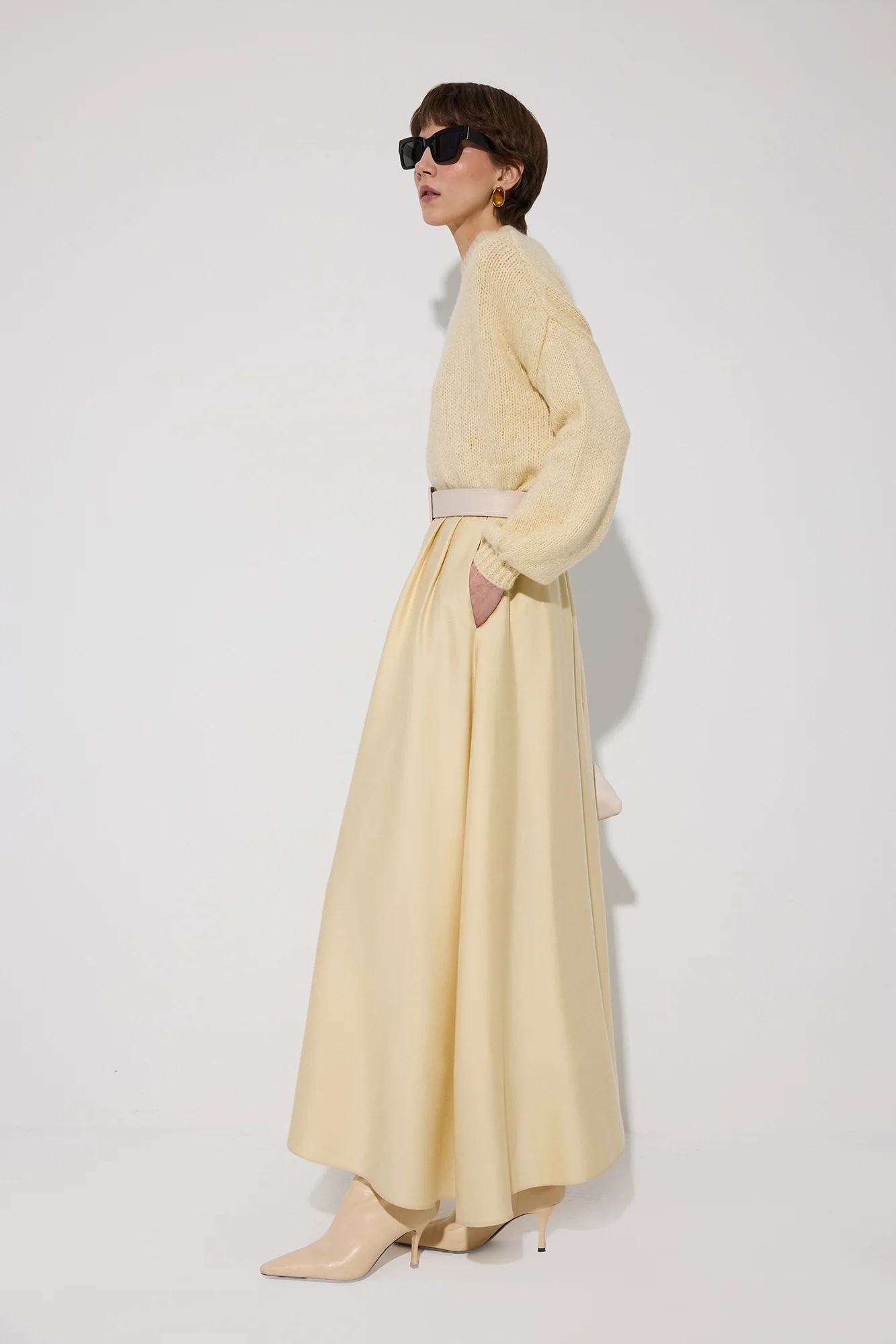 SPECIAL TEXTURED SKIRT WITH ELASTIC WAISTBAND - Image 4
