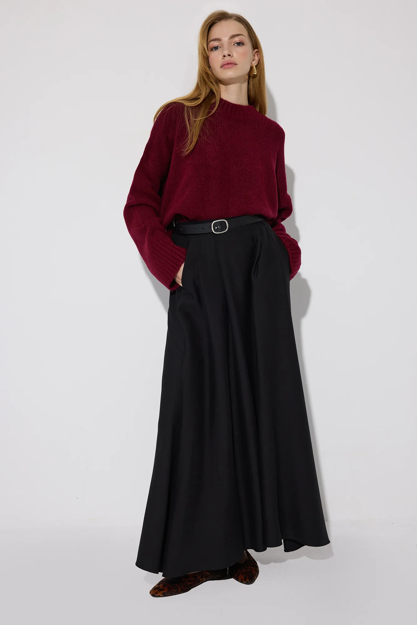 SPECIAL TEXTURED SKIRT WITH ELASTIC WAISTBAND - Image 2
