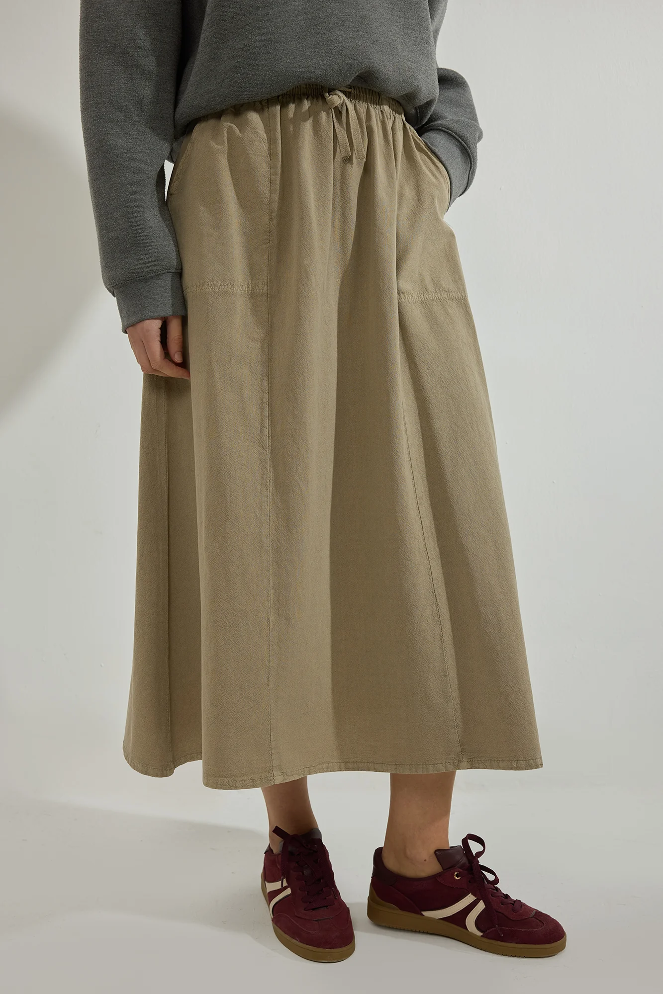 ELASTIC WAIST SKIRT WITH POCKETS - Image 3
