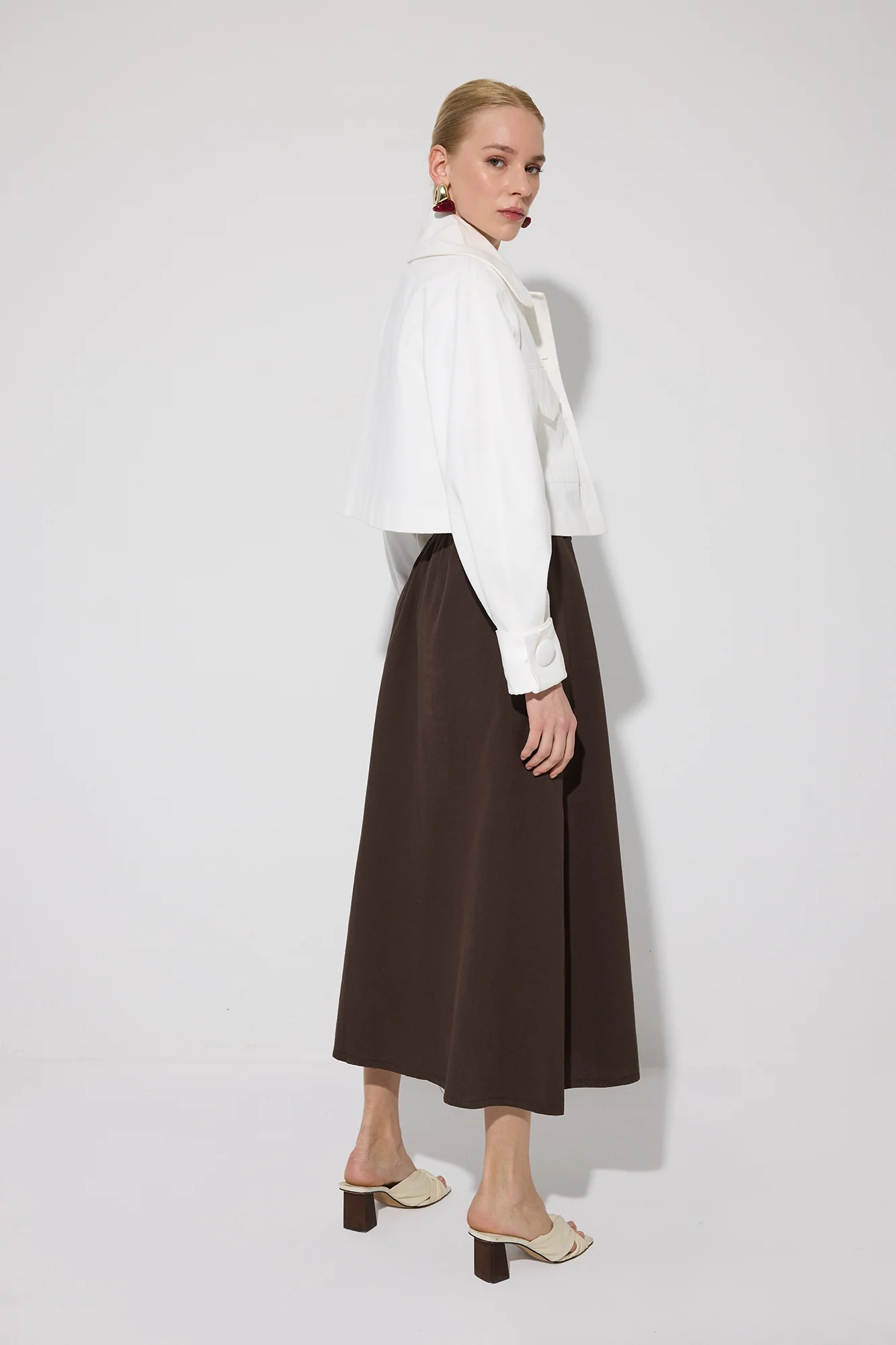 ELASTIC WAIST SKIRT WITH POCKETS - Image 5