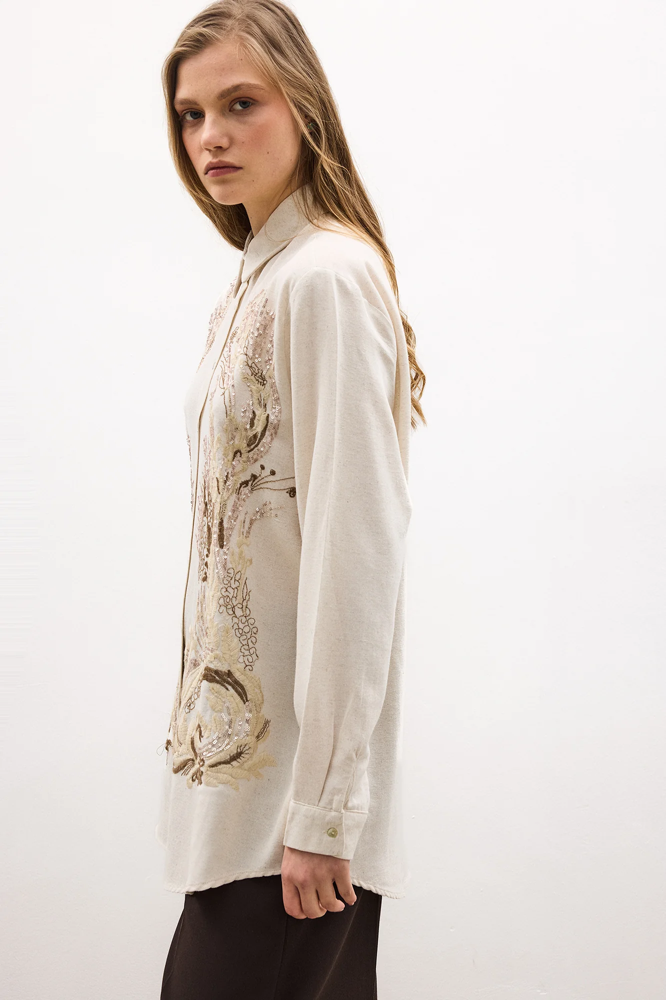 EMBROIDERED LINEN SHIRT - Image 4