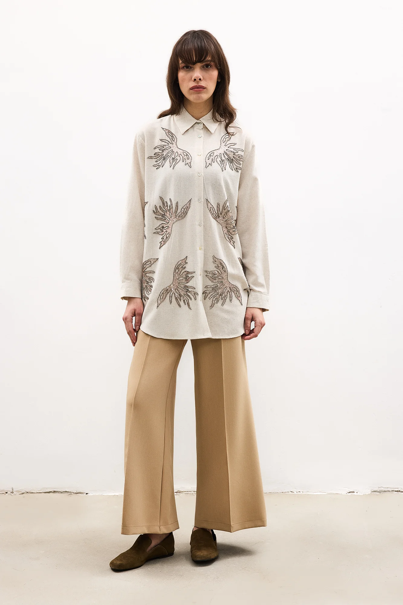 EMBROIDERED LINEN SHIRT - Image 2