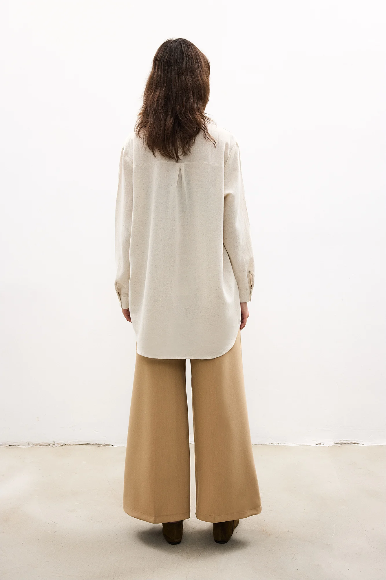 EMBROIDERED LINEN SHIRT - Image 6