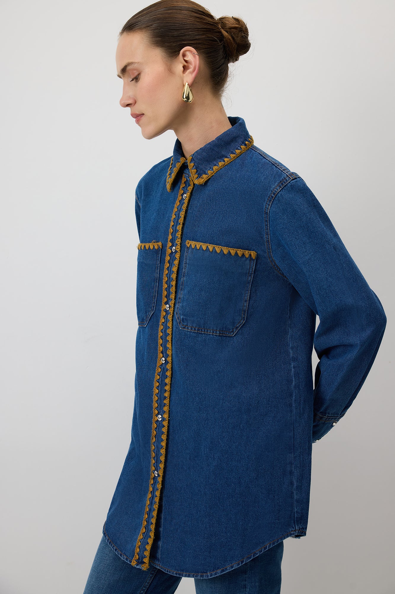EMBROIDERED DENIM SHIRT - Image 2