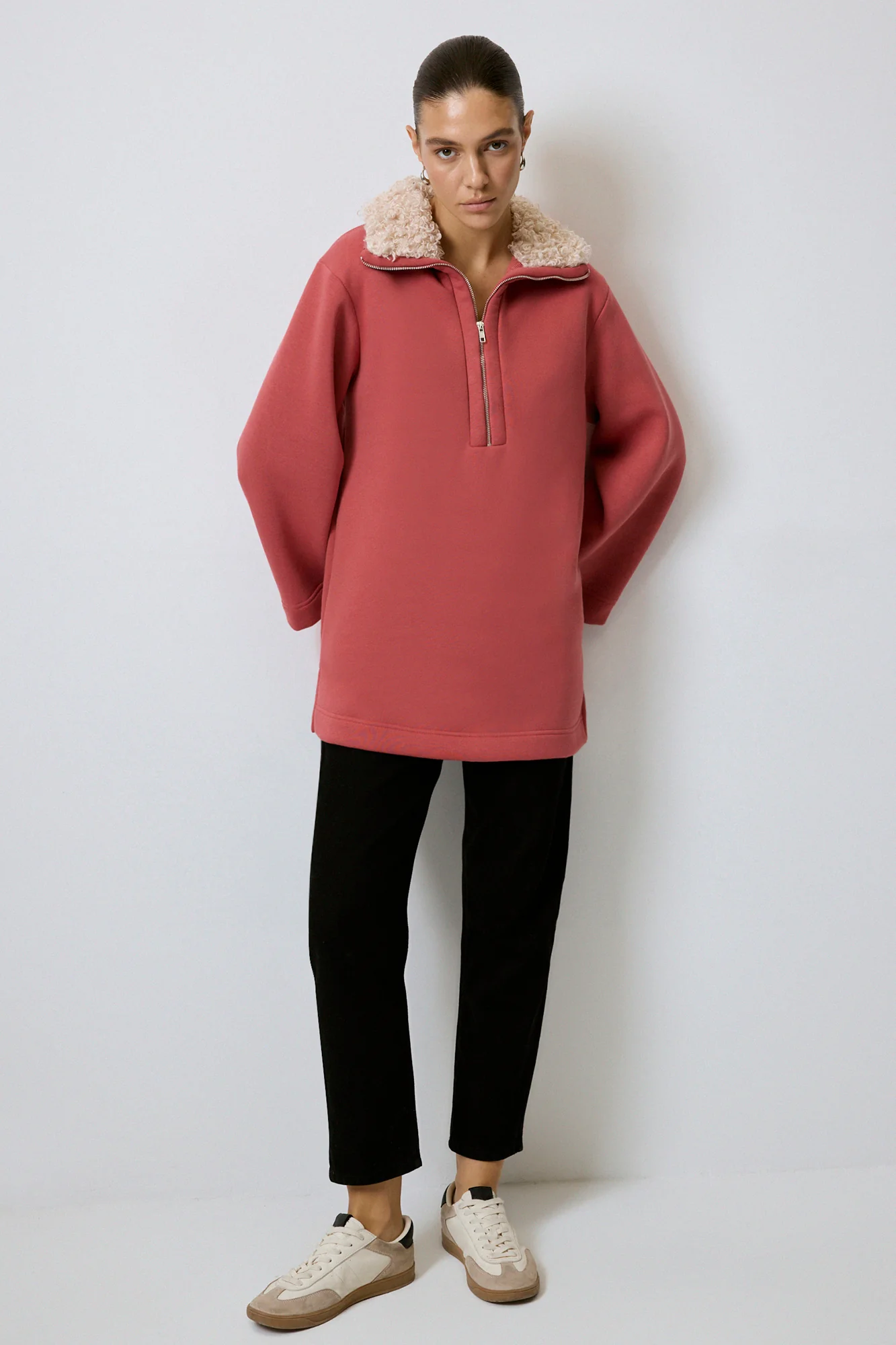 FAUX FUR COLLAR SWEATSHIRT - Image 3