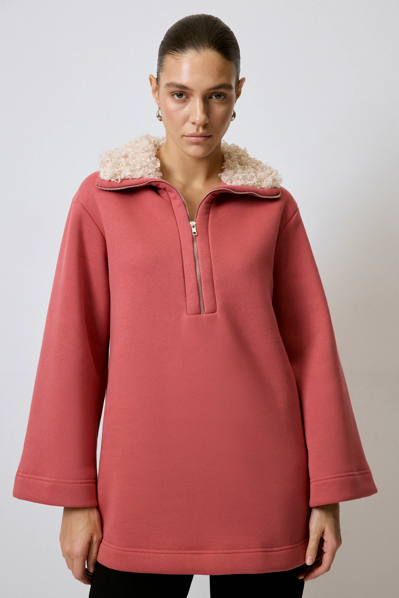 FAUX FUR COLLAR SWEATSHIRT - Image 4