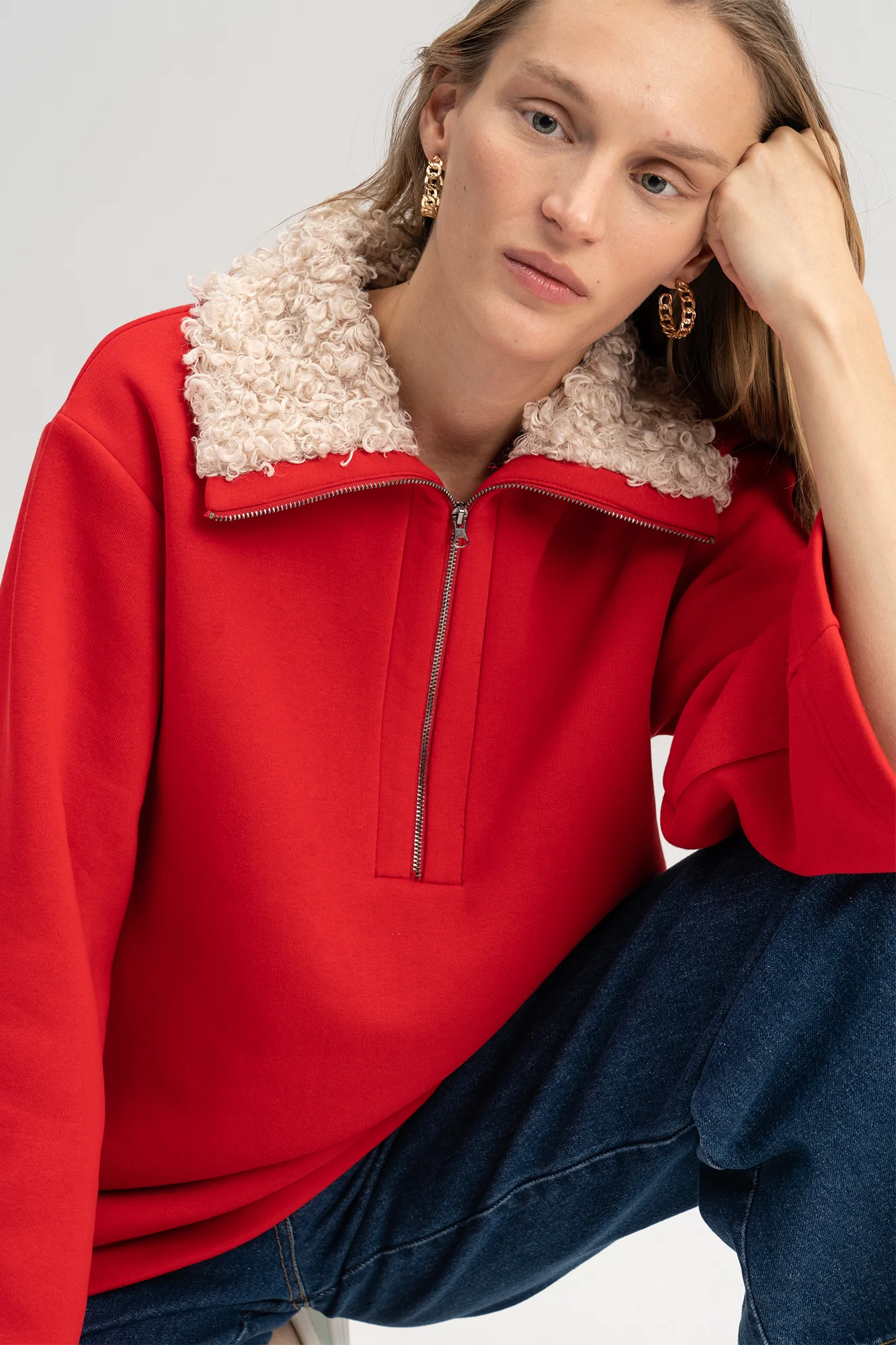 FAUX FUR COLLAR SWEATSHIRT - Image 4