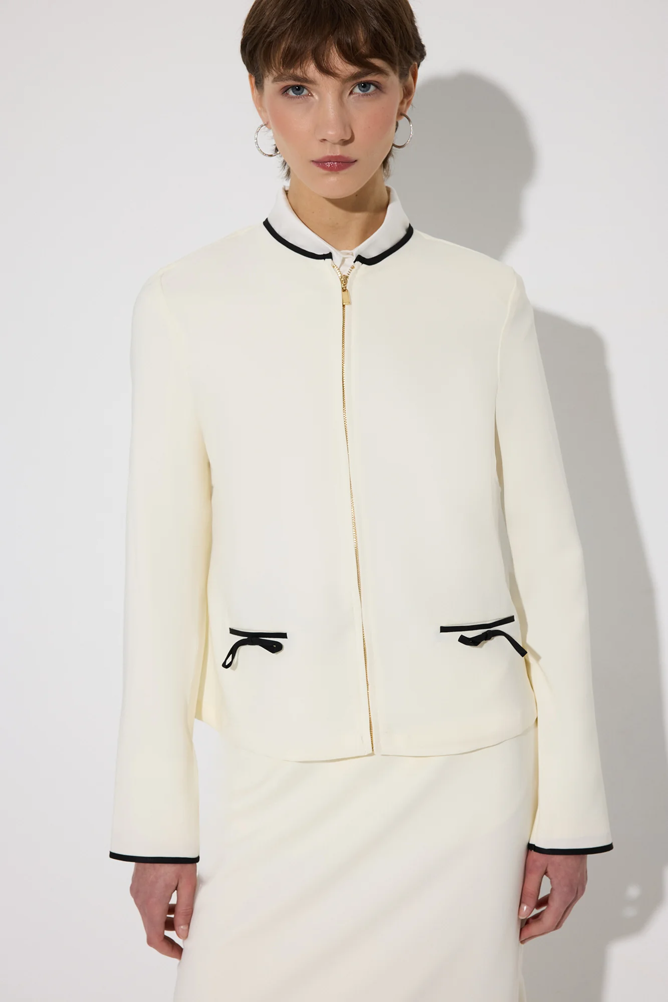 ZIPPED CREPE JACKET - Image 3