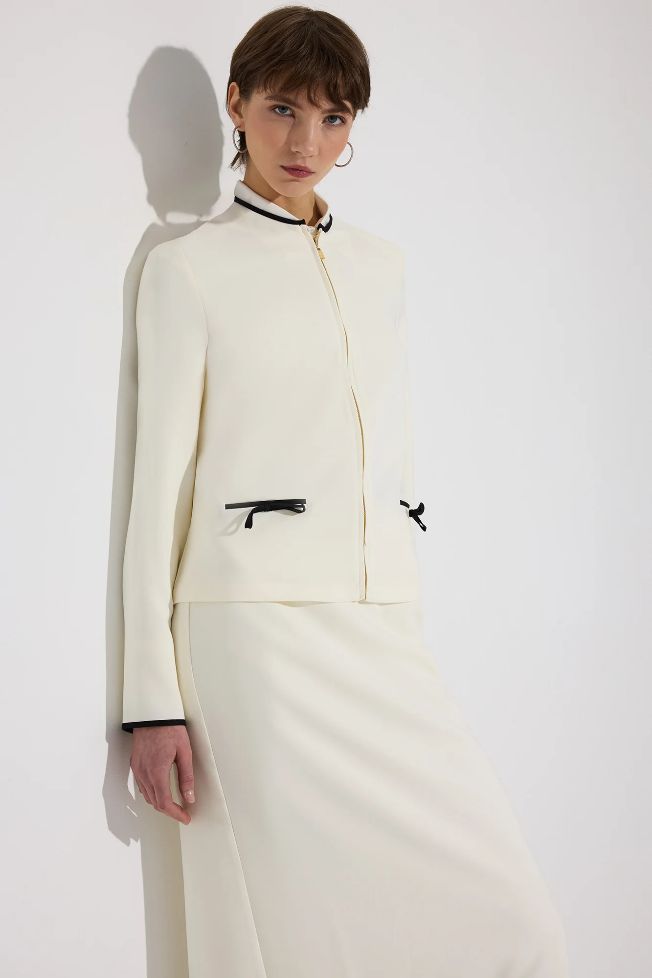 ZIPPED CREPE JACKET - Image 5