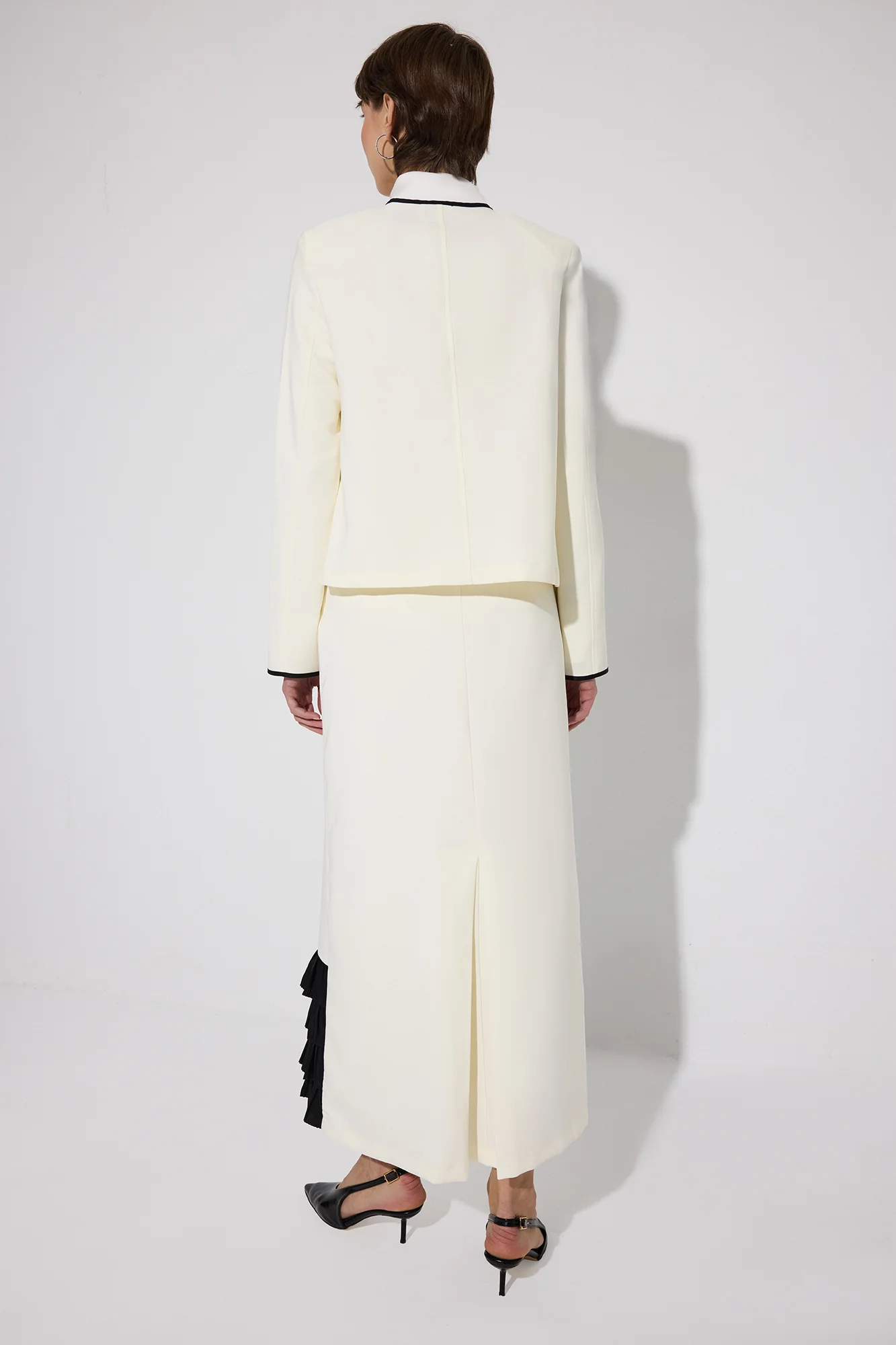 ZIPPED CREPE JACKET - Image 6