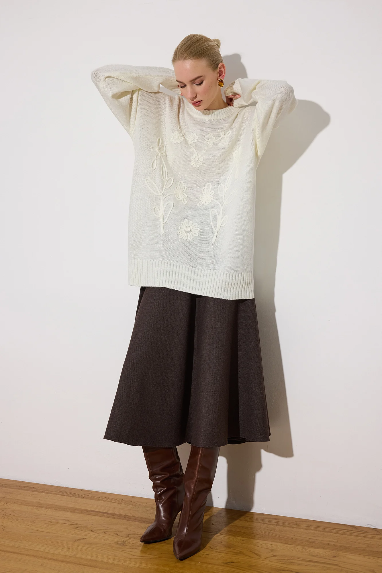 FLORAL EMBROIDERED KNITWEAR TUNIC - Image 3