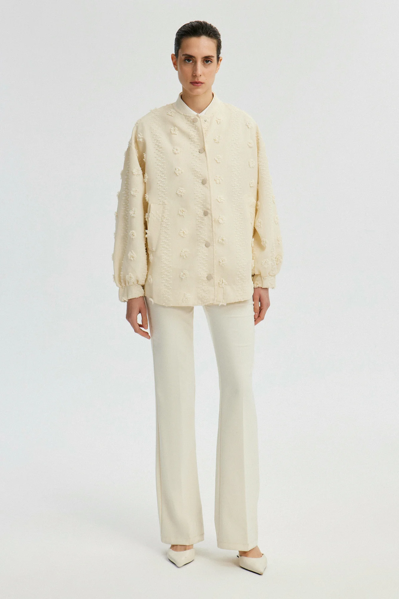 FLORAL LACE BOMBER JACKET - Image 3