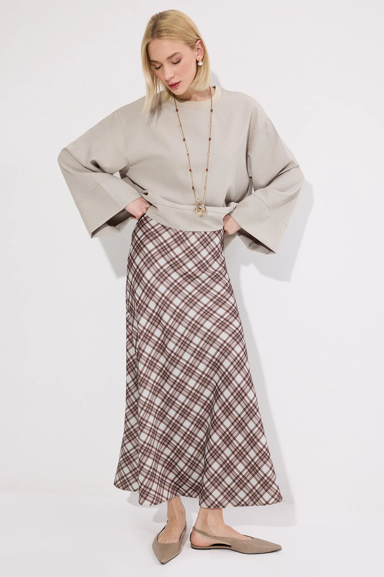 GINGHAM SATIN SKIRT - Image 3