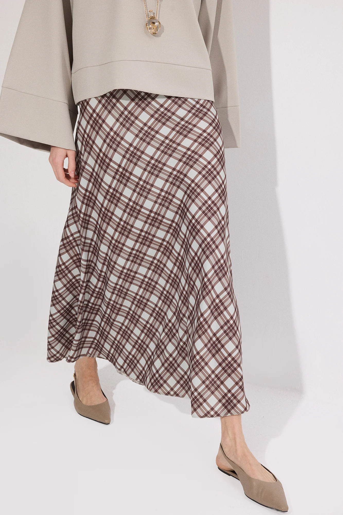 GINGHAM SATIN SKIRT - Image 4