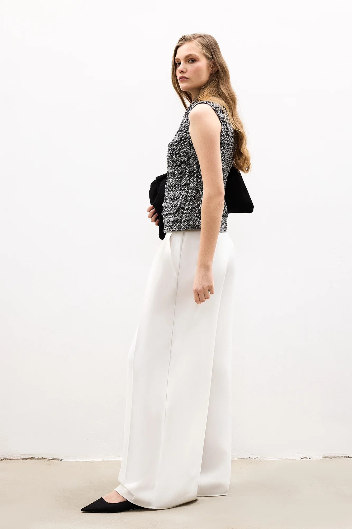 GLITTERED TWEED VEST - Image 3