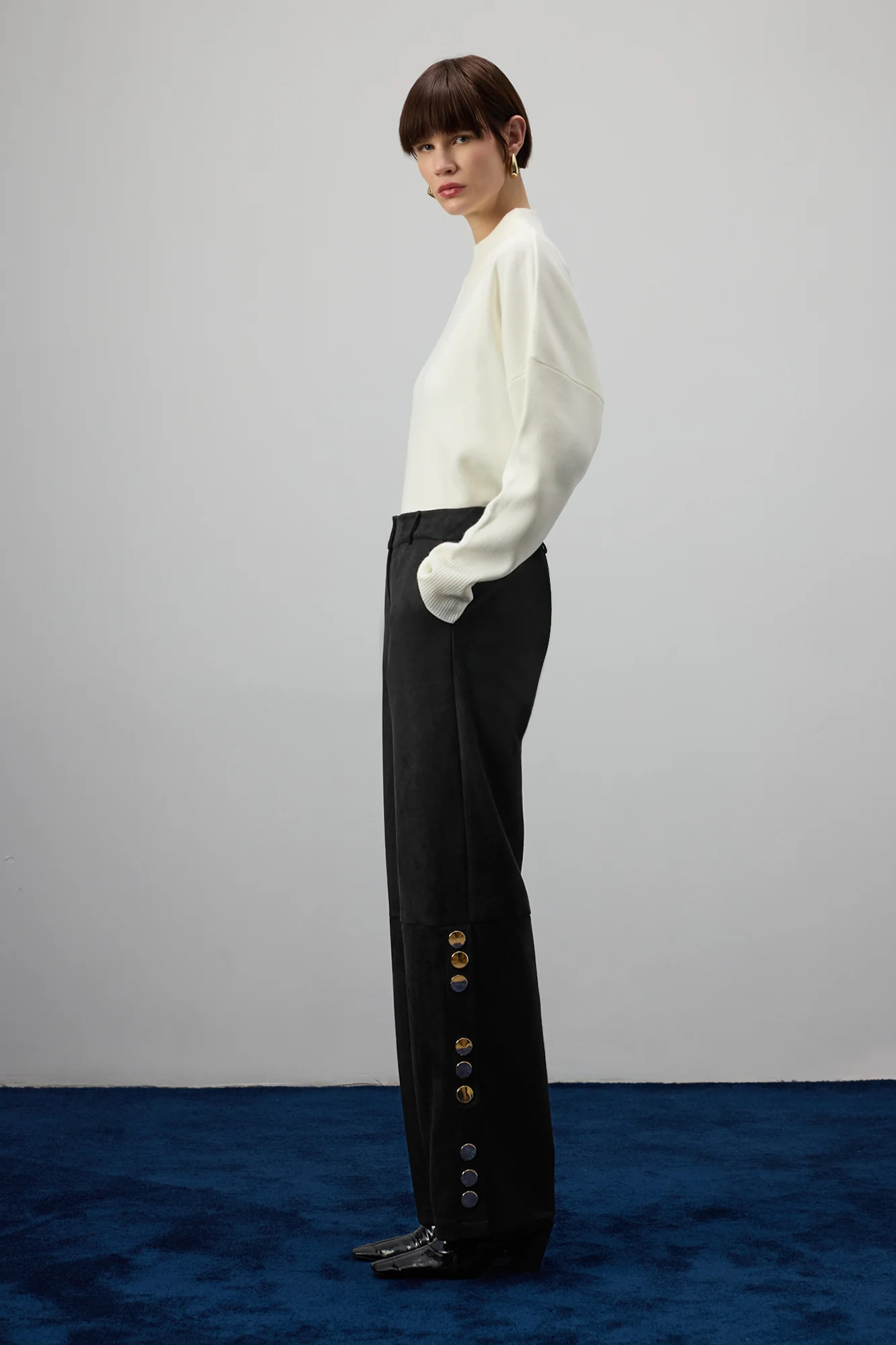 GOLD BUTTON SUEDE PANTS - Image 3