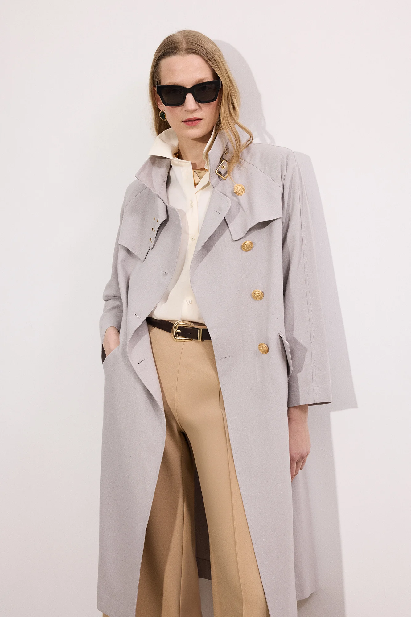 GOLD BUTTONED DOUBLE BREASTED LINEN TRENCH COAT - Image 5
