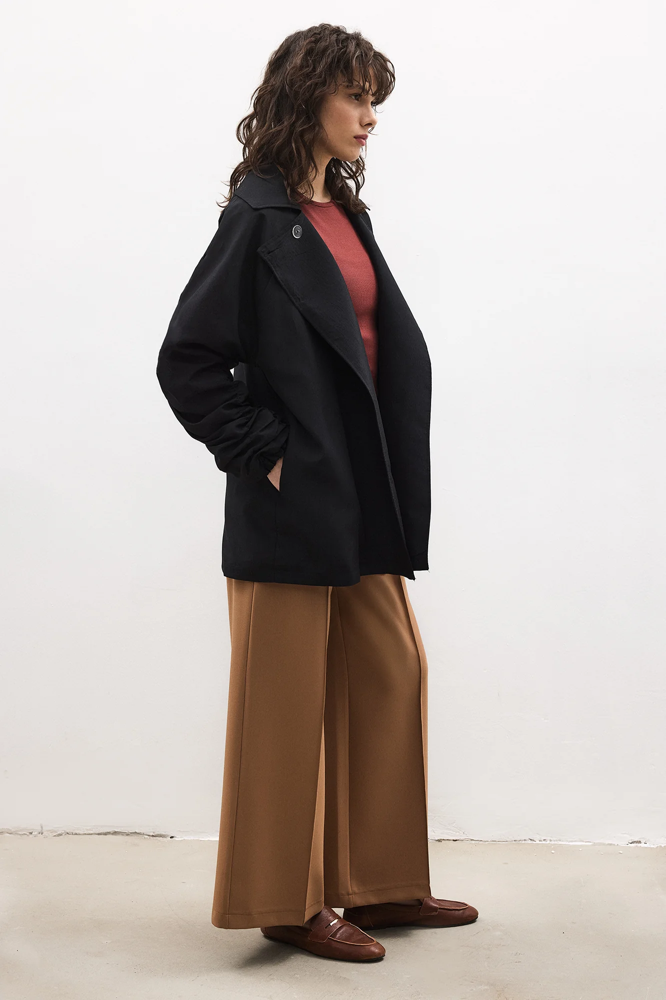 SHORT TRENCH COAT - Image 4