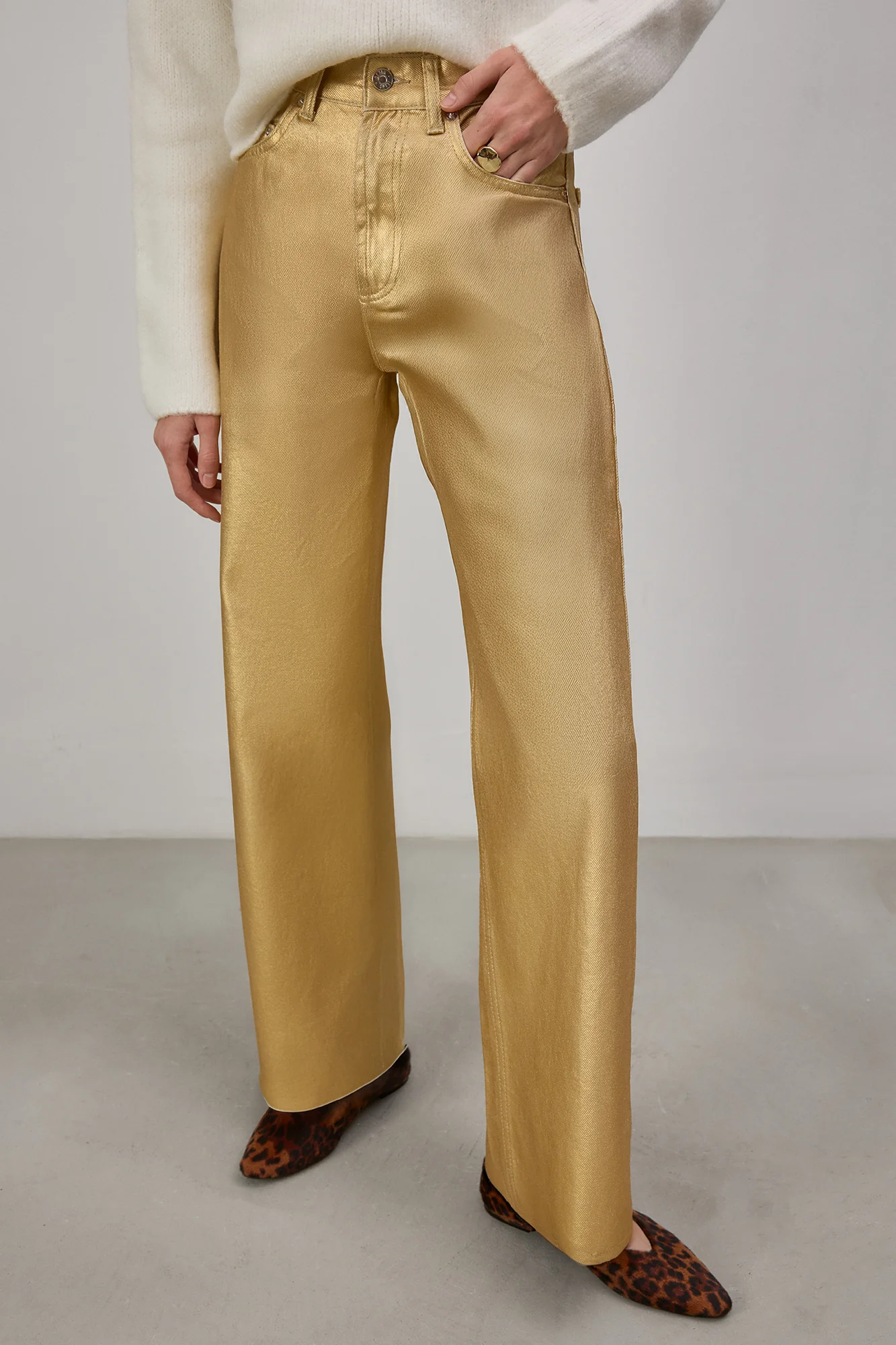 HIGH WAISTED METALLIC PANTS - Image 4