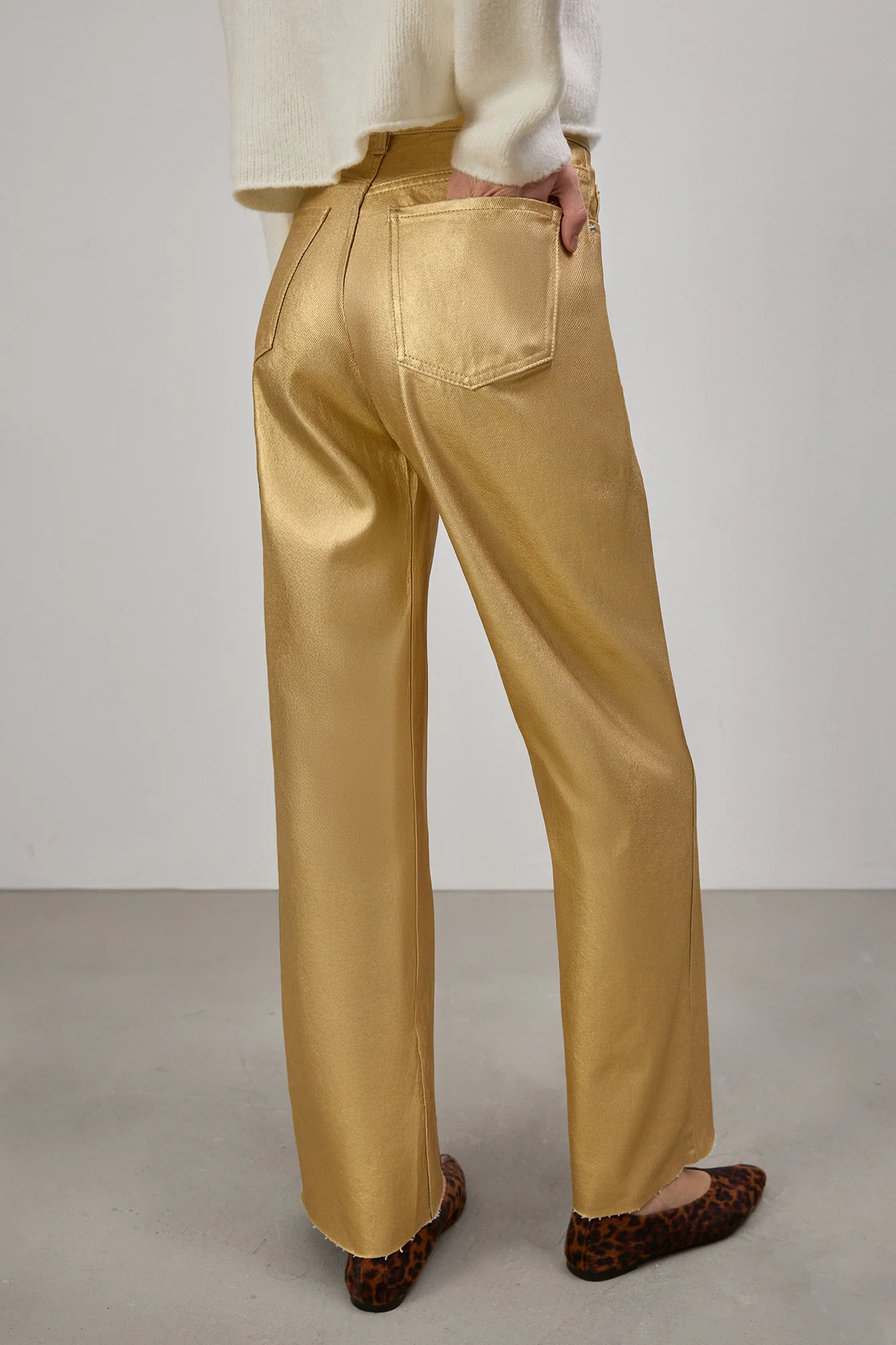 HIGH WAISTED METALLIC PANTS - Image 5