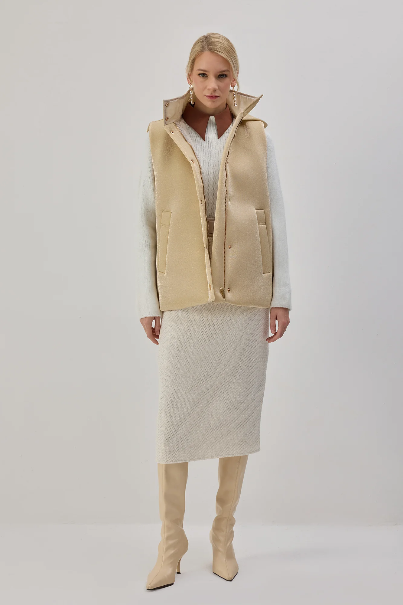 HOODED PUFFY VEST - Image 7