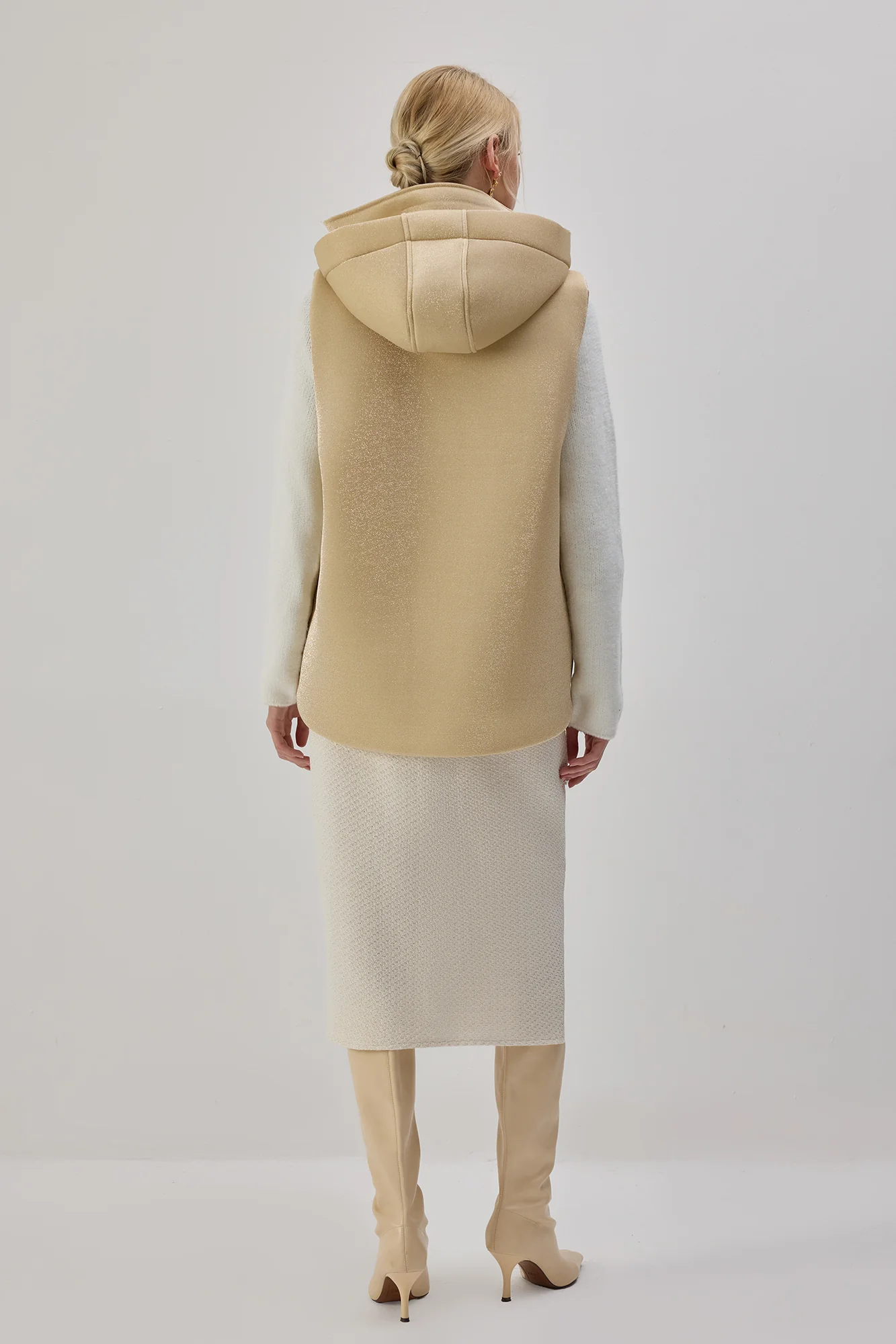HOODED PUFFY VEST - Image 8
