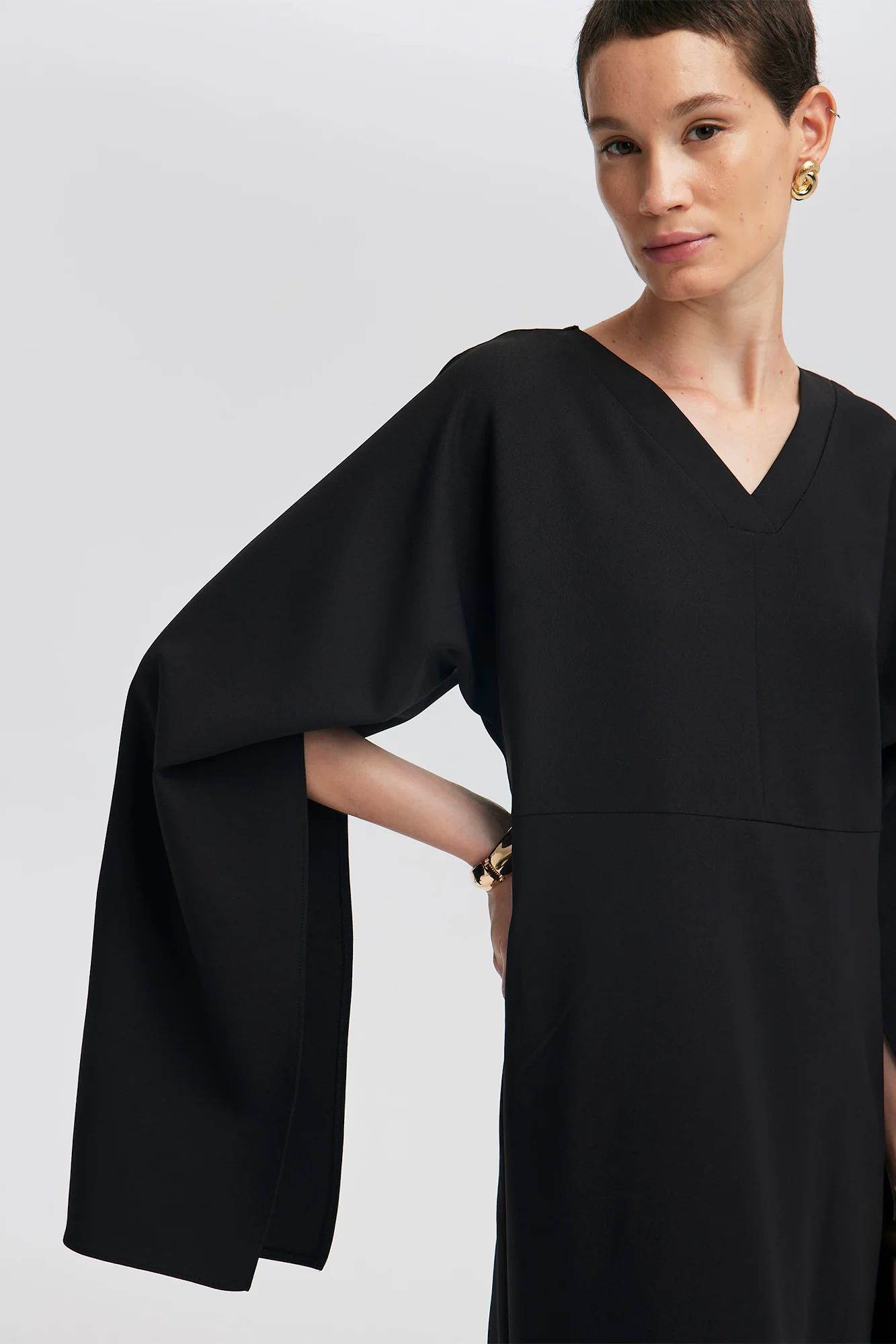 CAPE SLEEVE CREPE DRESS - Image 5