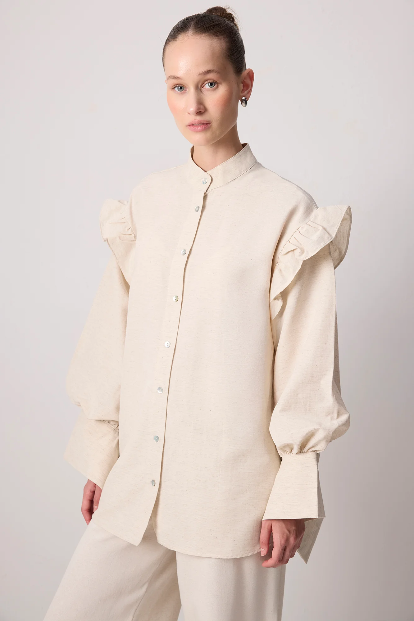 LINEN TEXTURED RUFFLED SHIRT - Image 2